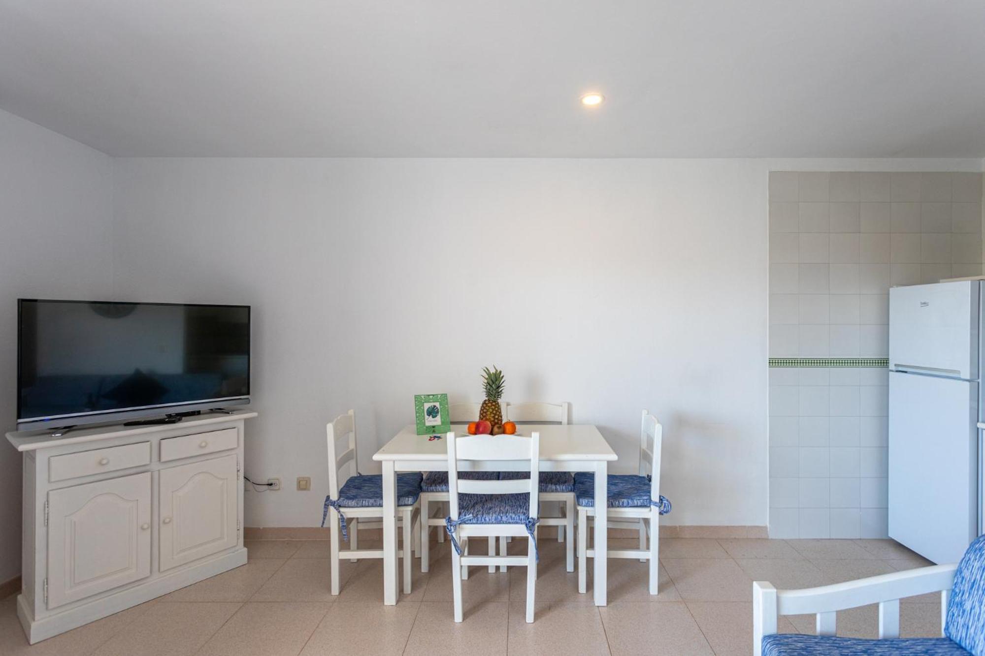 Apartamentos Es Dolc Colonia de Sant Jordi Exteriör bild